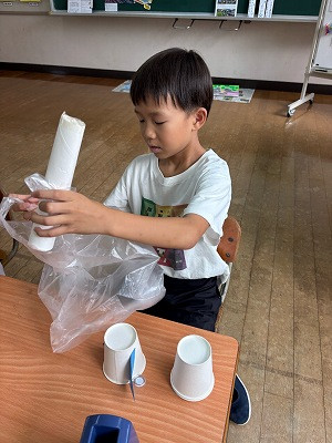 1・2年生活おもちゃ作り④